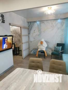 Студия квартира, посуточно, 40м2, 1/4 этаж