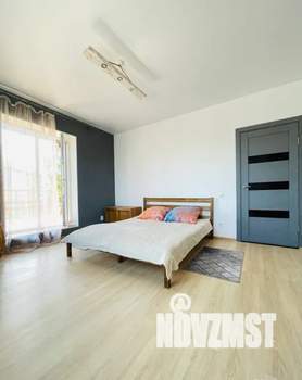 3-к квартира, посуточно, 100м2, 3/3 этаж