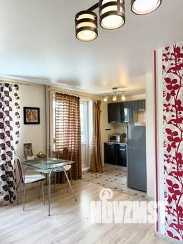 1-к квартира, посуточно, 42м2, 3/9 этаж