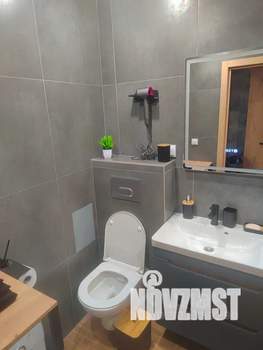 Студия квартира, посуточно, 43м2, 4/4 этаж