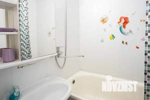 1-к квартира, посуточно, 40м2, 4/9 этаж