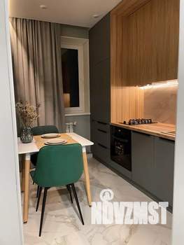 1-к квартира, посуточно, 35м2, 3/3 этаж