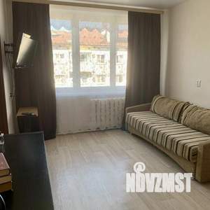 2-к квартира, посуточно, 43м2, 1/1 этаж
