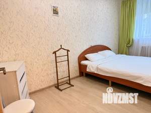 3-к квартира, посуточно, 54м2, 1/2 этаж
