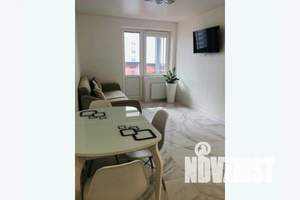 2-к квартира, посуточно, 40м2, 4/9 этаж