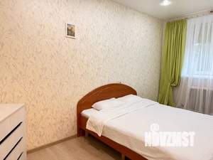 3-к квартира, посуточно, 54м2, 1/2 этаж