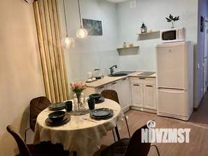 2-к квартира, посуточно, 44м2, 1/1 этаж