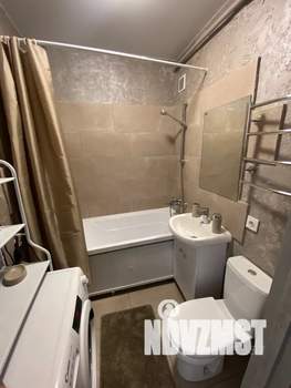 Студия квартира, посуточно, 36м2, 2/4 этаж