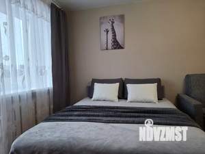 1-к квартира, посуточно, 32м2, 4/5 этаж