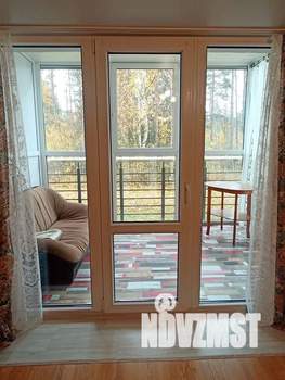 Студия квартира, посуточно, 32м2, 1/3 этаж