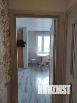 Студия квартира, посуточно, 28м2, 9/20 этаж