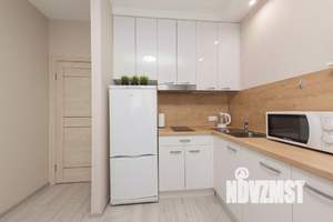 1-к квартира, посуточно, 42м2, 1/1 этаж