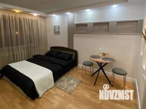 Студия квартира, посуточно, 35м2, 2/5 этаж