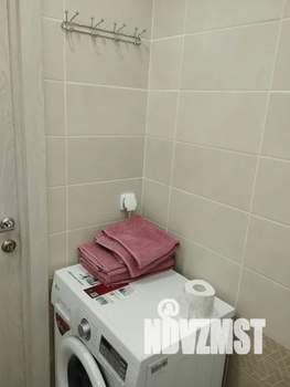 2-к квартира, посуточно, 44м2, 4/25 этаж