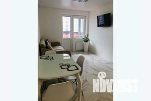 2-к квартира, посуточно, 40м2, 4/9 этаж