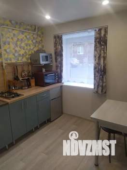 2-к квартира, посуточно, 42м2, 1/5 этаж