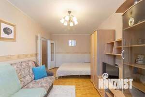 1-к квартира, посуточно, 42м2, 1/1 этаж