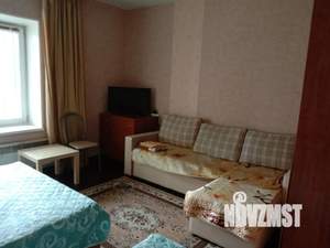 Студия квартира, посуточно, 37м2, 1/3 этаж