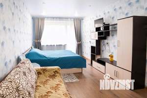 1-к квартира, посуточно, 37м2, 1/1 этаж