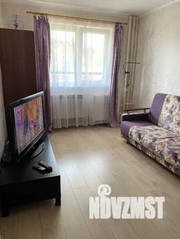 1-к квартира, посуточно, 32м2, 9/16 этаж