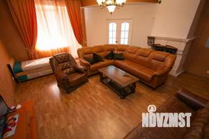 4-к квартира, посуточно, 130м2, 2/3 этаж