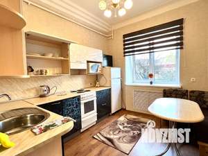 1-к квартира, посуточно, 40м2, 1/3 этаж