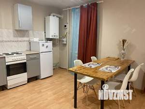 Студия квартира, посуточно, 40м2, 3/5 этаж