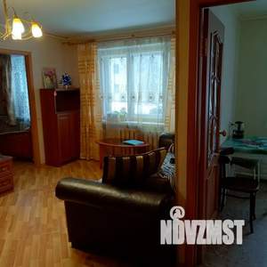 2-к квартира, посуточно, 46м2, 1/4 этаж