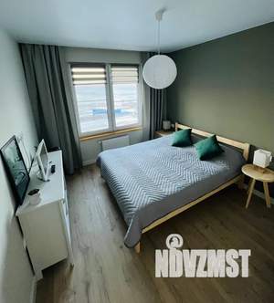 2-к квартира, посуточно, 42м2, 12/17 этаж