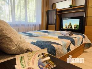 1-к квартира, посуточно, 33м2, 1/9 этаж