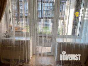 Студия квартира, посуточно, 35м2, 1/3 этаж