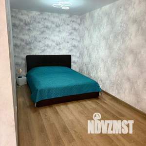 1-к квартира, посуточно, 43м2, 1/1 этаж