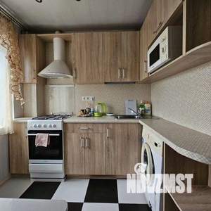 2-к квартира, посуточно, 48м2, 1/1 этаж