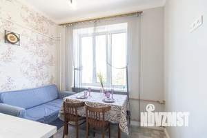 1-к квартира, посуточно, 52м2, 5/5 этаж