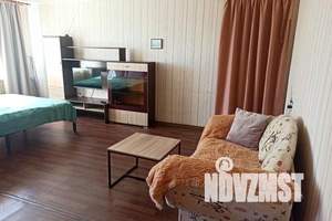 1-к квартира, посуточно, 33м2, 5/5 этаж