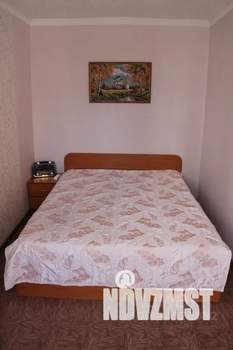 2-к квартира, посуточно, 46м2, 2/5 этаж