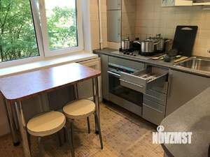 2-к квартира, посуточно, 49м2, 3/5 этаж