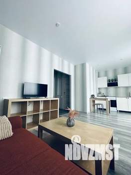 Студия квартира, посуточно, 30м2, 1/5 этаж