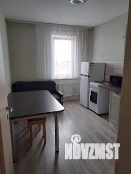 1-к квартира, посуточно, 37м2, 7/9 этаж