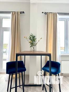 Студия квартира, посуточно, 33м2, 1/9 этаж