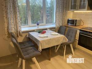 2-к квартира, посуточно, 60м2, 1/1 этаж