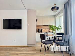 Студия квартира, посуточно, 32м2, 1/6 этаж