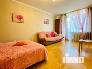 1-к квартира, посуточно, 32м2, 3/5 этаж