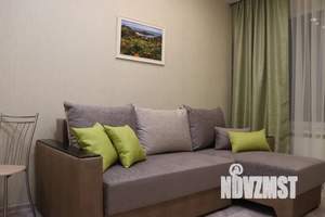 Студия квартира, посуточно, 25м2, 4/4 этаж