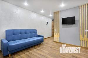 Студия квартира, посуточно, 32м2, 1/5 этаж