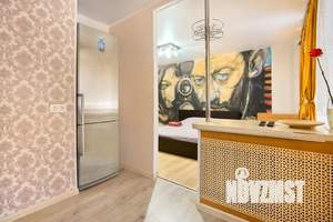 Студия квартира, посуточно, 36м2, 1/5 этаж