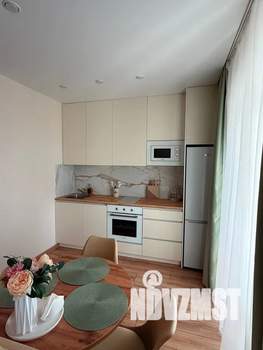 Студия квартира, посуточно, 36м2, 12/25 этаж