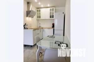 2-к квартира, посуточно, 40м2, 4/9 этаж