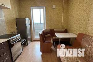 1-к квартира, посуточно, 42м2, 15/18 этаж