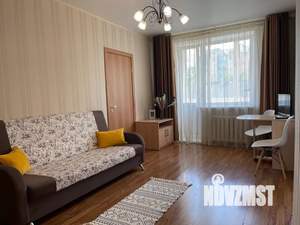 2-к квартира, посуточно, 38м2, 3/5 этаж